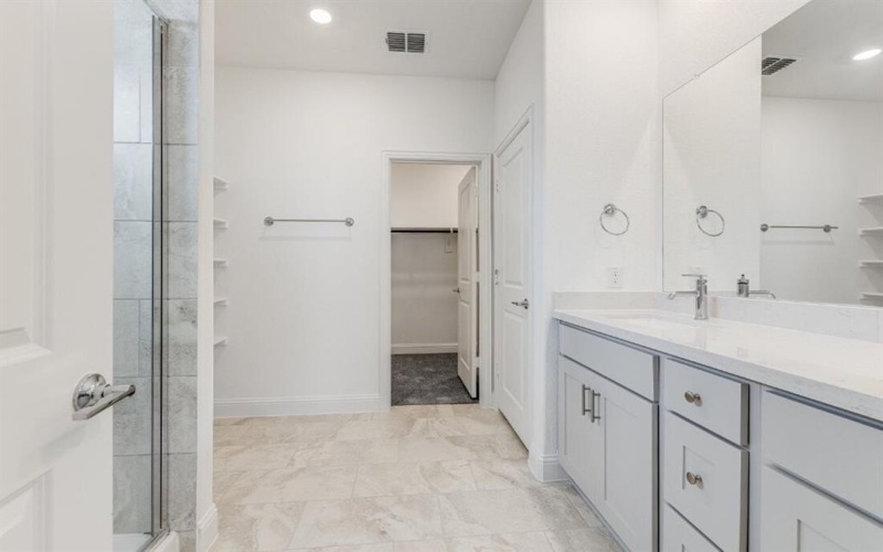 14909 Hierba Mora Drive, Fort Worth, TX 76052, 5 Bedrooms Bedrooms, ,3 BathroomsBathrooms,Residential,For Sale,14909 Hierba Mora Drive,0,21114558