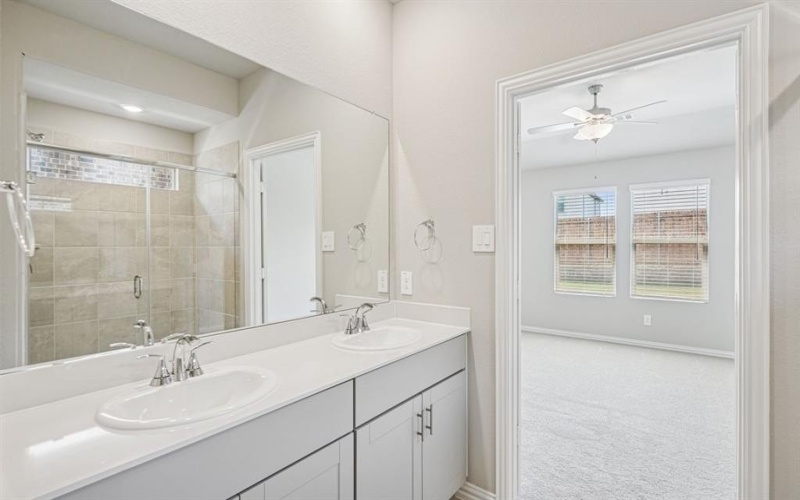 2120 Rannoch Street, Sherman, TX 75092, 4 Habitaciones Habitaciones , ,3 BañosBaños,Residential,En Venta,2120 Rannoch Street,0,21117981