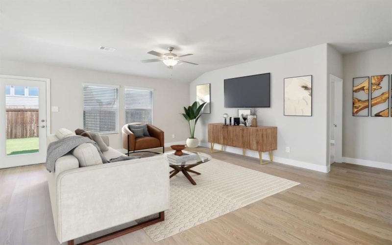 2214 Mustang Way, Seagoville, TX 75159, 4 Habitaciones Habitaciones , ,3 BañosBaños,Residential,En Venta,2214 Mustang Way,0,21117992