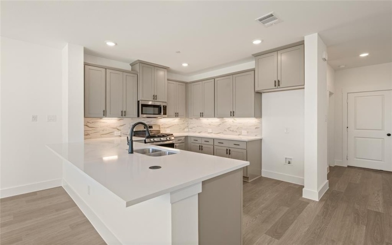 9609 Dahlia Boulevard, Mesquite, TX 75126, 3 Bedrooms Bedrooms, ,2 BathroomsBathrooms,Residential,For Sale,9609 Dahlia Boulevard,0,21118610