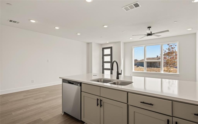 9609 Dahlia Boulevard, Mesquite, TX 75126, 3 Bedrooms Bedrooms, ,2 BathroomsBathrooms,Residential,For Sale,9609 Dahlia Boulevard,0,21118610