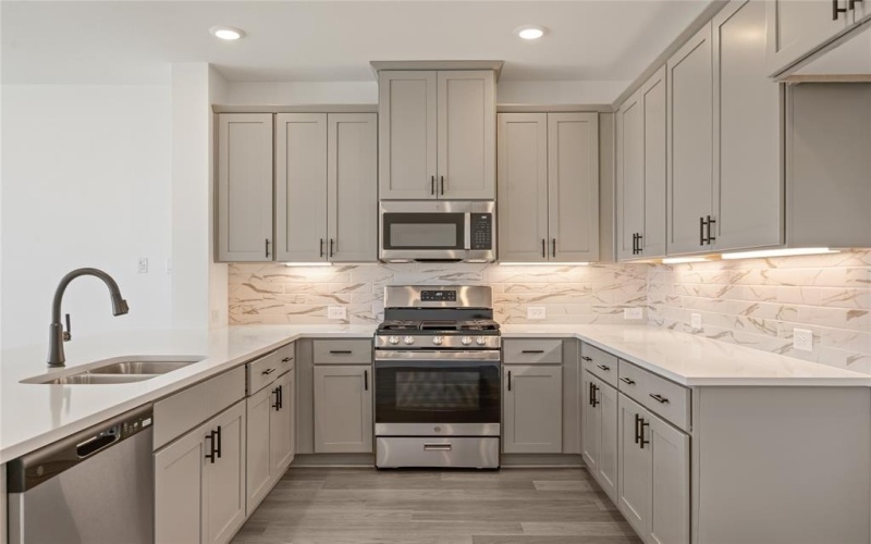 9609 Dahlia Boulevard, Mesquite, TX 75126, 3 Bedrooms Bedrooms, ,2 BathroomsBathrooms,Residential,For Sale,9609 Dahlia Boulevard,0,21118610