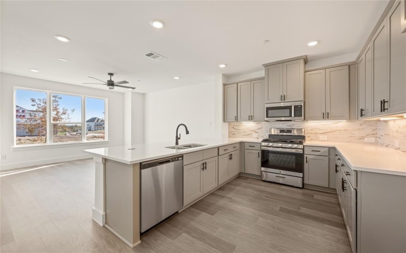 9609 Dahlia Boulevard, Mesquite, TX 75126, 3 Bedrooms Bedrooms, ,2 BathroomsBathrooms,Residential,For Sale,9609 Dahlia Boulevard,0,21118610