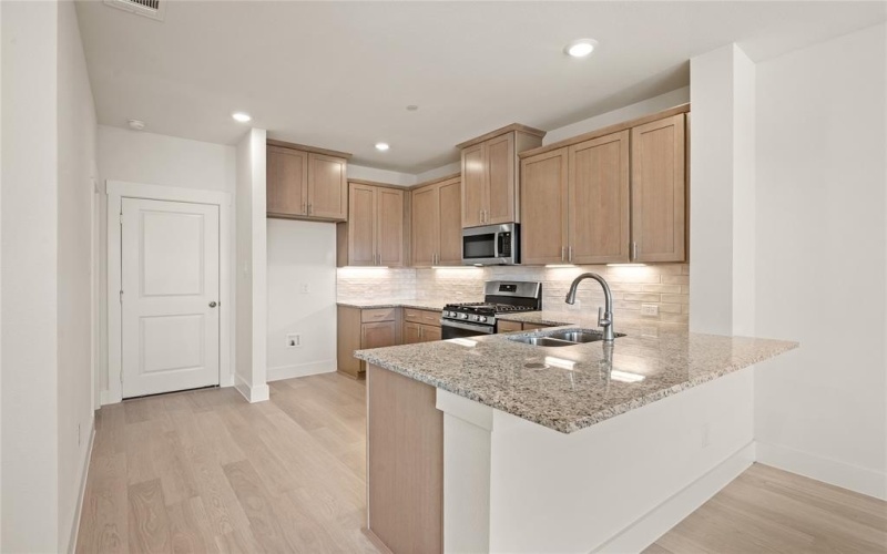 9613 Dahlia Boulevard, Mesquite, TX 75126, 3 Bedrooms Bedrooms, ,2 BathroomsBathrooms,Residential,For Sale,9613 Dahlia Boulevard,0,21118636