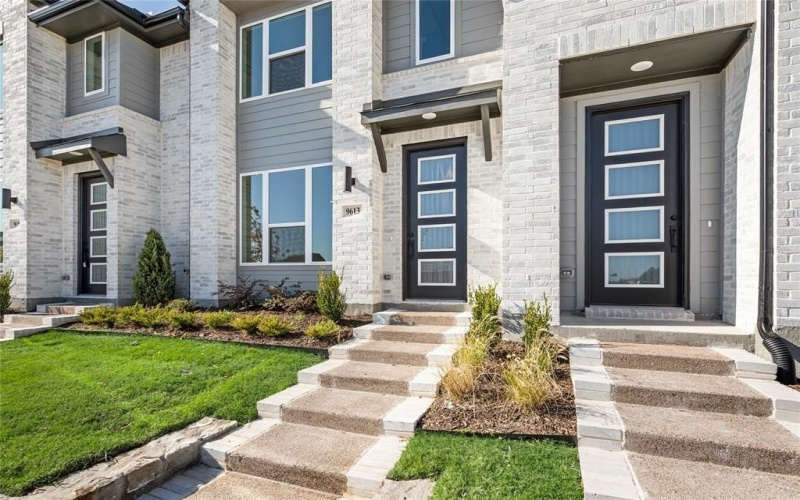 9613 Dahlia Boulevard, Mesquite, TX 75126, 3 Bedrooms Bedrooms, ,2 BathroomsBathrooms,Residential,For Sale,9613 Dahlia Boulevard,0,21118636