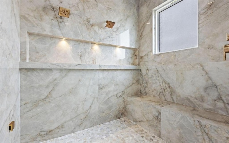 6505 County Road 1126B, Godley, TX 76044, 4 Habitaciones Habitaciones , ,3 BañosBaños,Residential,En Venta,6505 County Road 1126B,0,21119999