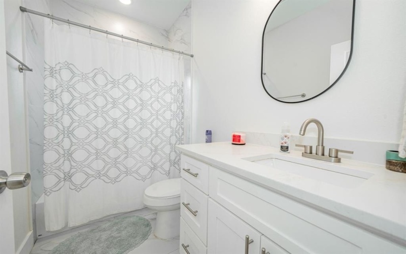 319 Coral Reef Street, Gun Barrel City, TX 75156, 4 Habitaciones Habitaciones , ,2 BañosBaños,Residential,En Venta,319 Coral Reef Street,0,21120013