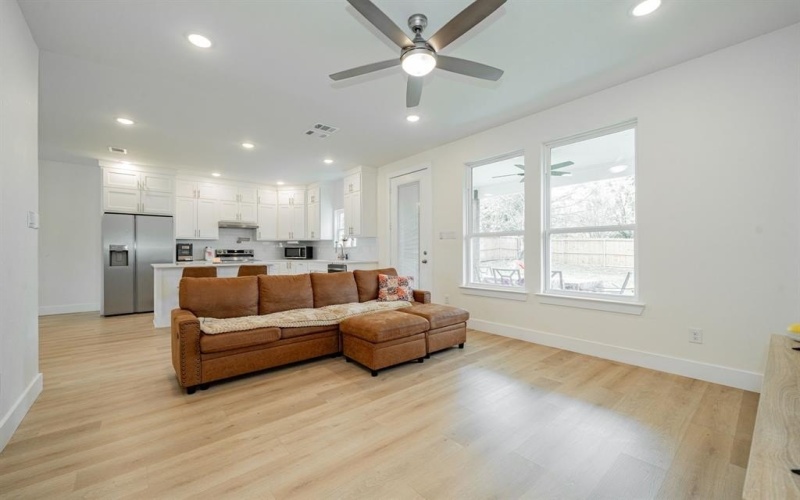 319 Coral Reef Street, Gun Barrel City, TX 75156, 4 Habitaciones Habitaciones , ,2 BañosBaños,Residential,En Venta,319 Coral Reef Street,0,21120013