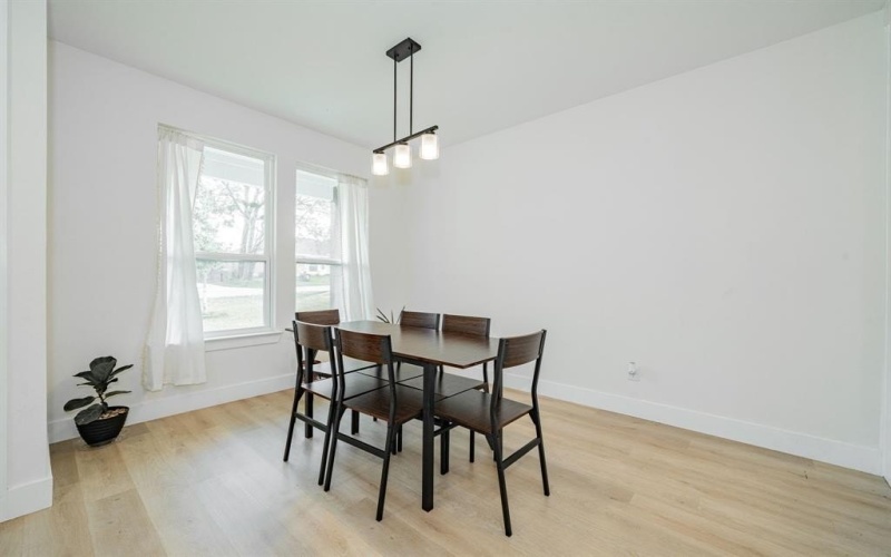 319 Coral Reef Street, Gun Barrel City, TX 75156, 4 Habitaciones Habitaciones , ,2 BañosBaños,Residential,En Venta,319 Coral Reef Street,0,21120013