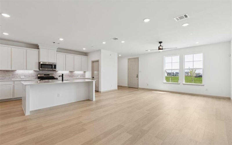 1031 Magdalena Way, Midlothian, TX 76065, 3 Bedrooms Bedrooms, ,2 BathroomsBathrooms,Residential,For Sale,1031 Magdalena Way,0,21120158