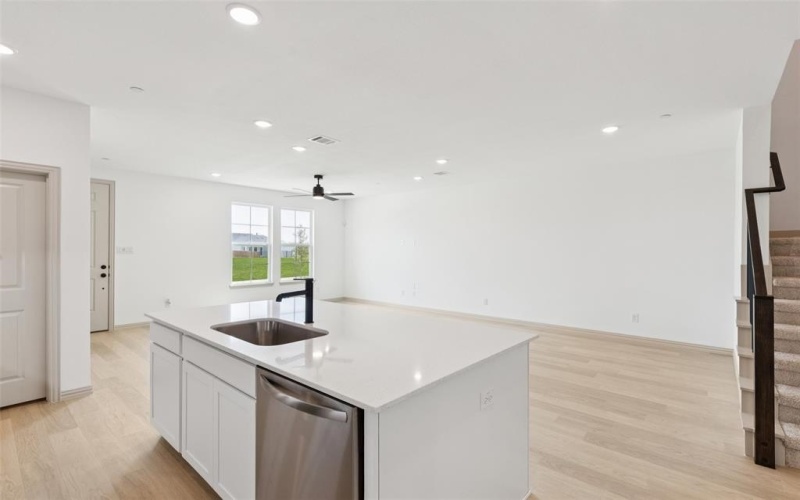 1031 Magdalena Way, Midlothian, TX 76065, 3 Bedrooms Bedrooms, ,2 BathroomsBathrooms,Residential,For Sale,1031 Magdalena Way,0,21120158