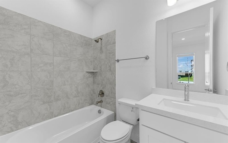 419 Chatham Street, Oak Point, TX 75068, 4 Bedrooms Bedrooms, ,5 BathroomsBathrooms,Residential,For Sale,419 Chatham Street,0,21120274