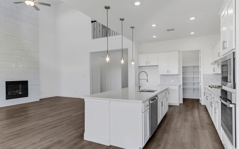 419 Chatham Street, Oak Point, TX 75068, 4 Bedrooms Bedrooms, ,5 BathroomsBathrooms,Residential,For Sale,419 Chatham Street,0,21120274