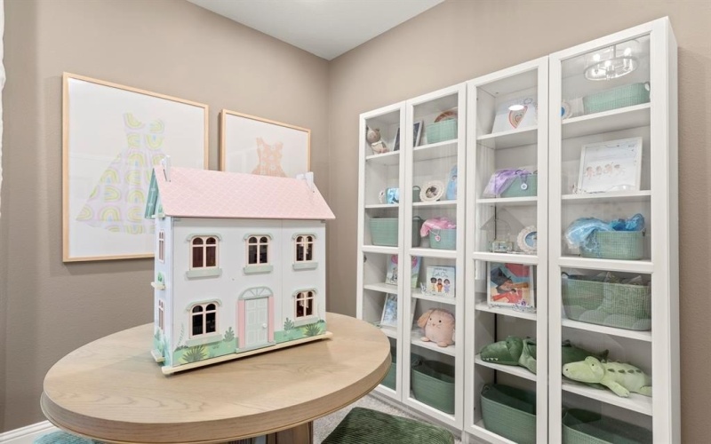 2705 Shiners Street, Forney, TX 75126, 4 Bedrooms Bedrooms, ,2 BathroomsBathrooms,Residential,For Sale,2705 Shiners Street,0,21120382