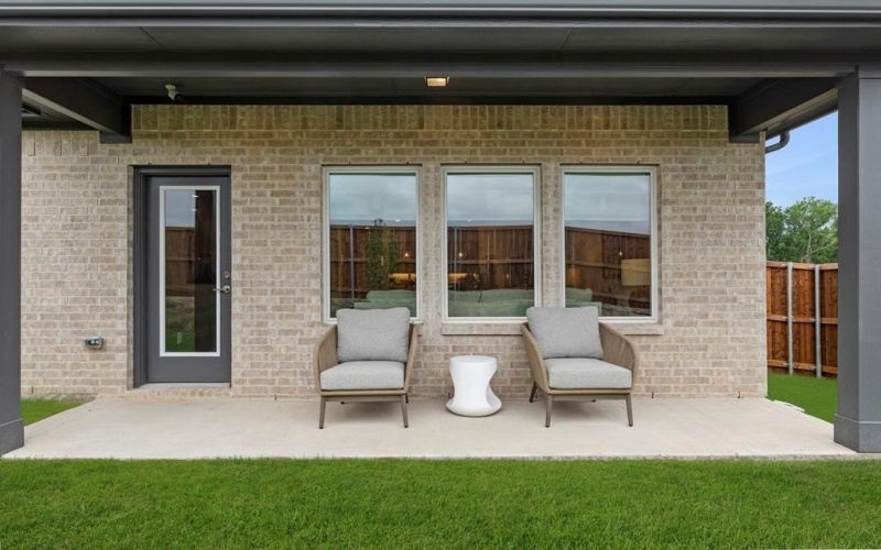 2705 Shiners Street, Forney, TX 75126, 4 Bedrooms Bedrooms, ,2 BathroomsBathrooms,Residential,For Sale,2705 Shiners Street,0,21120382