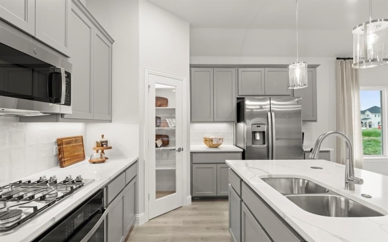 2705 Shiners Street, Forney, TX 75126, 4 Bedrooms Bedrooms, ,2 BathroomsBathrooms,Residential,For Sale,2705 Shiners Street,0,21120382