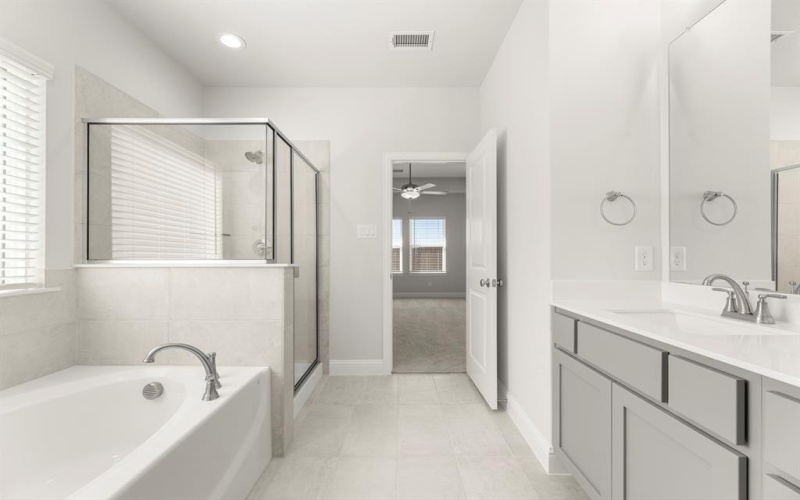 2709 Shiners Street, Forney, TX 75126, 5 Habitaciones Habitaciones , ,5 BañosBaños,Residential,En Venta,2709 Shiners Street,0,21120385