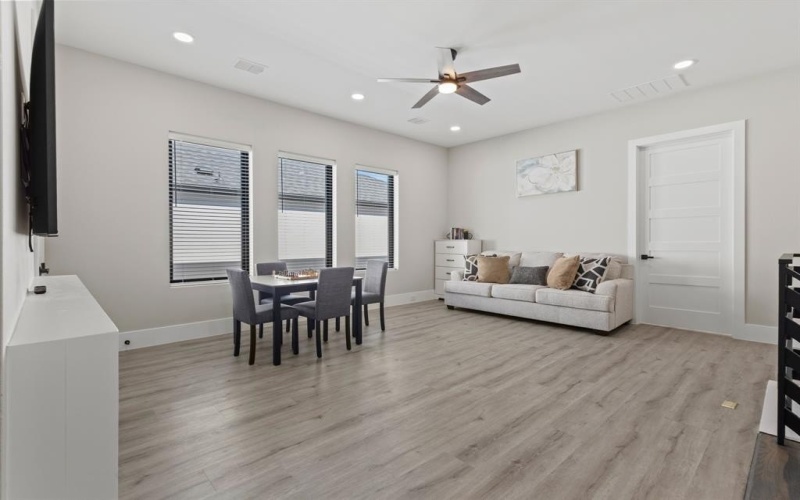 4150 Khawlah Nafal Court, Irving, TX 75038, 5 Habitaciones Habitaciones , ,6 BañosBaños,Residential,En Venta,4150 Khawlah Nafal Court,0,21120389