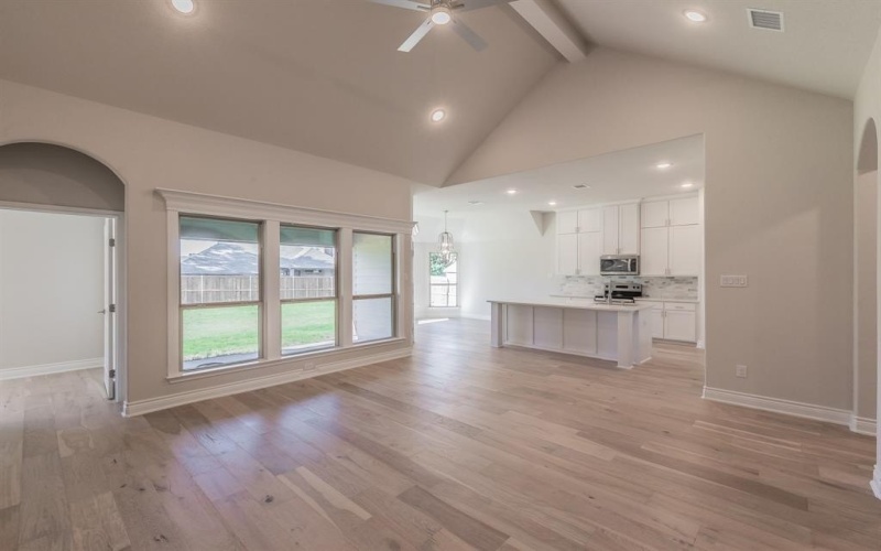 609 Keel Way, Azle, TX 76020, 4 Habitaciones Habitaciones , ,2 BañosBaños,Residential,En Venta,609 Keel Way,0,21120614