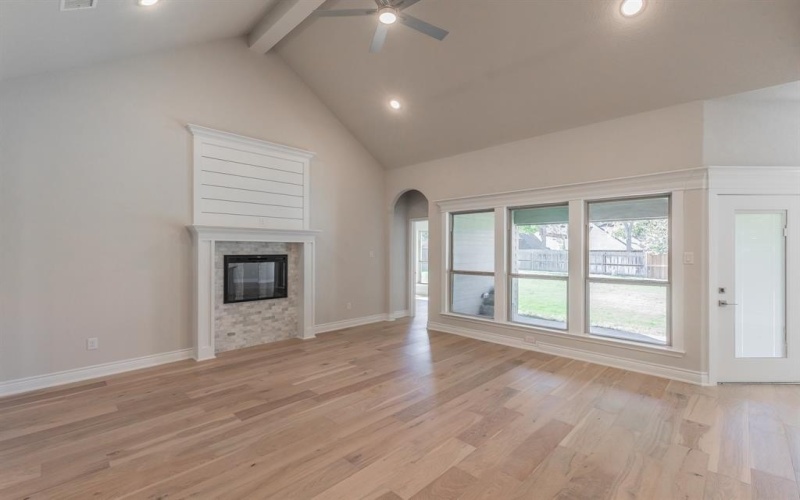 609 Keel Way, Azle, TX 76020, 4 Habitaciones Habitaciones , ,2 BañosBaños,Residential,En Venta,609 Keel Way,0,21120614