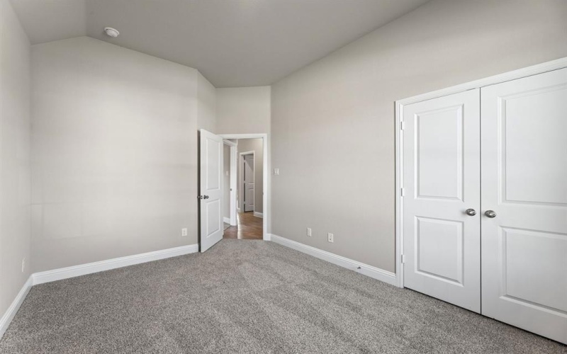 2110 Briarwood, Bridgeport, TX 76426, 4 Bedrooms Bedrooms, ,2 BathroomsBathrooms,Residential,For Sale,2110 Briarwood,0,21120644