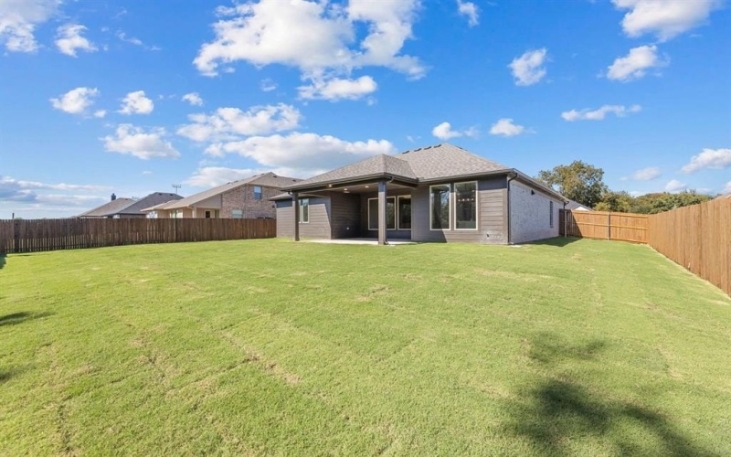 2110 Briarwood, Bridgeport, TX 76426, 4 Bedrooms Bedrooms, ,2 BathroomsBathrooms,Residential,For Sale,2110 Briarwood,0,21120644