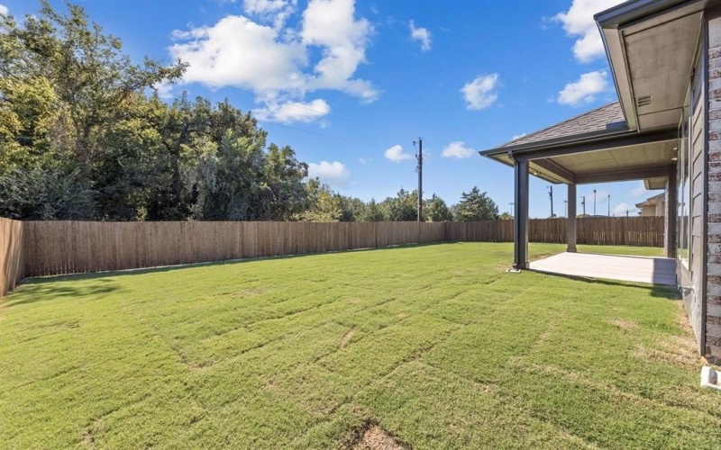 2110 Briarwood, Bridgeport, TX 76426, 4 Bedrooms Bedrooms, ,2 BathroomsBathrooms,Residential,For Sale,2110 Briarwood,0,21120644