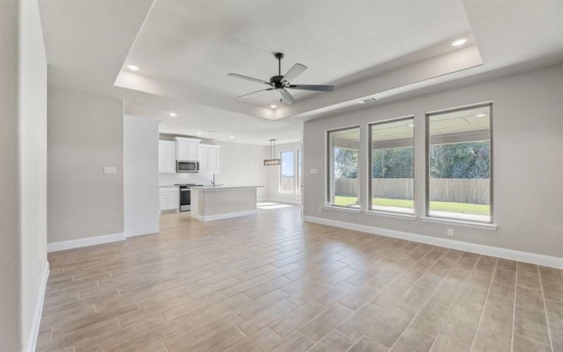 2110 Briarwood, Bridgeport, TX 76426, 4 Bedrooms Bedrooms, ,2 BathroomsBathrooms,Residential,For Sale,2110 Briarwood,0,21120644