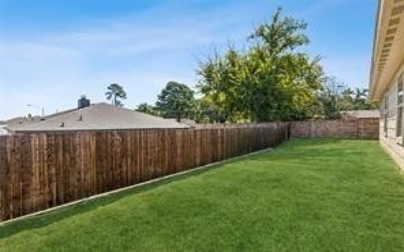 287 MARINA Drive, Azle, TX 76020, 4 Bedrooms Bedrooms, ,2 BathroomsBathrooms,Residential,For Sale,287 MARINA Drive,0,21120739