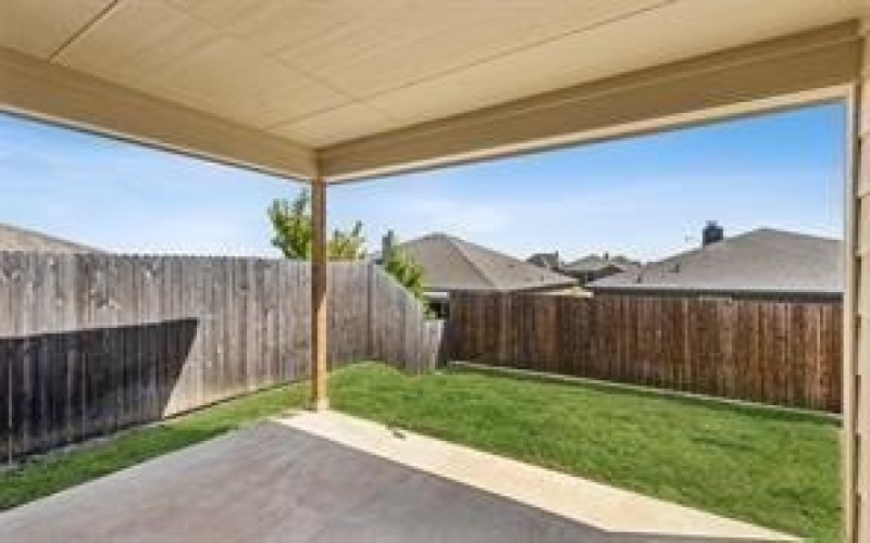 287 MARINA Drive, Azle, TX 76020, 4 Bedrooms Bedrooms, ,2 BathroomsBathrooms,Residential,For Sale,287 MARINA Drive,0,21120739