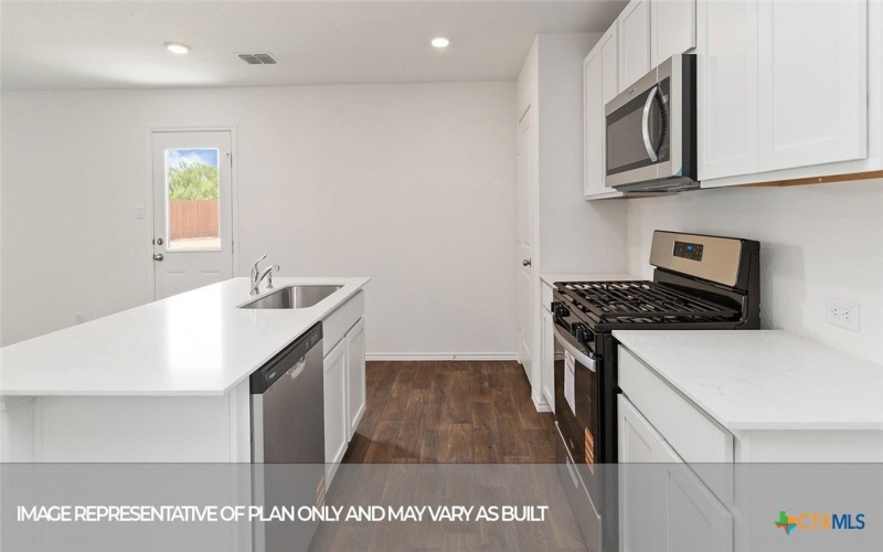 1027 BOLD Run, Seguin, TX 78155, 5 Habitaciones Habitaciones , ,2 BañosBaños,Residential,En Venta,1027 BOLD Run,0,598799