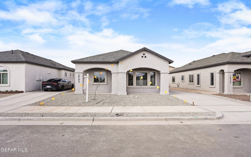 14325 Bill Lazor Parkway, Horizon City, TX 79928, 3 Habitaciones Habitaciones , ,2 BañosBaños,Residential,En Venta,14325 Bill Lazor Parkway,0,934200