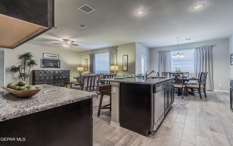 13308 Jeff Winton Drive, Horizon City, TX 79928, 5 Bedrooms Bedrooms, ,3 BathroomsBathrooms,Residential,For Sale,13308 Jeff Winton Drive,0,934220