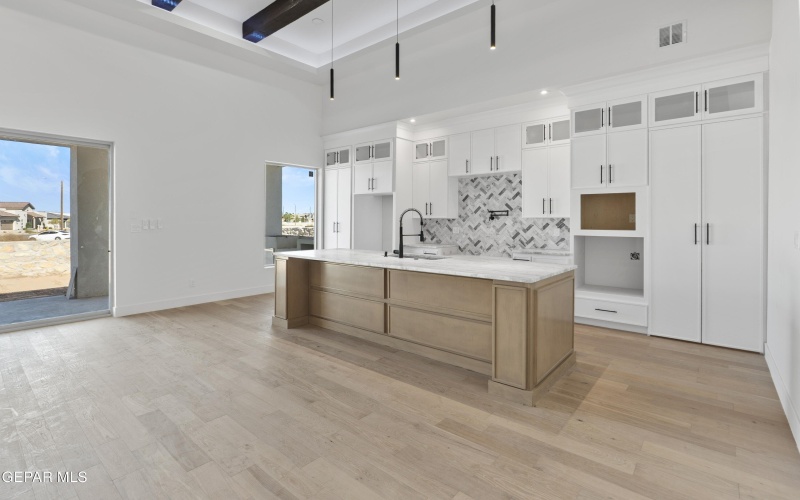 5659 RIO BONITO Circle, El Paso, TX 79932, 5 Habitaciones Habitaciones , ,3 BañosBaños,Residential,En Venta,5659 RIO BONITO Circle,0,934234