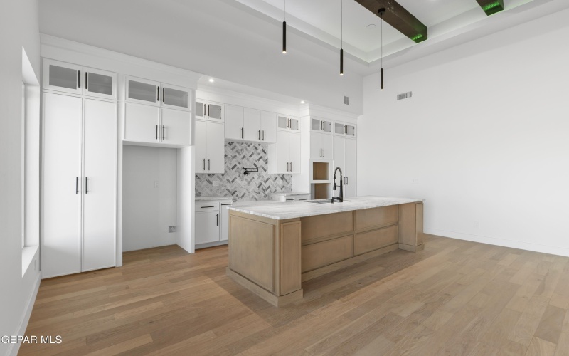 5659 RIO BONITO Circle, El Paso, TX 79932, 5 Habitaciones Habitaciones , ,3 BañosBaños,Residential,En Venta,5659 RIO BONITO Circle,0,934234