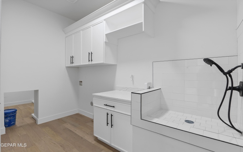 5659 RIO BONITO Circle, El Paso, TX 79932, 5 Habitaciones Habitaciones , ,3 BañosBaños,Residential,En Venta,5659 RIO BONITO Circle,0,934234