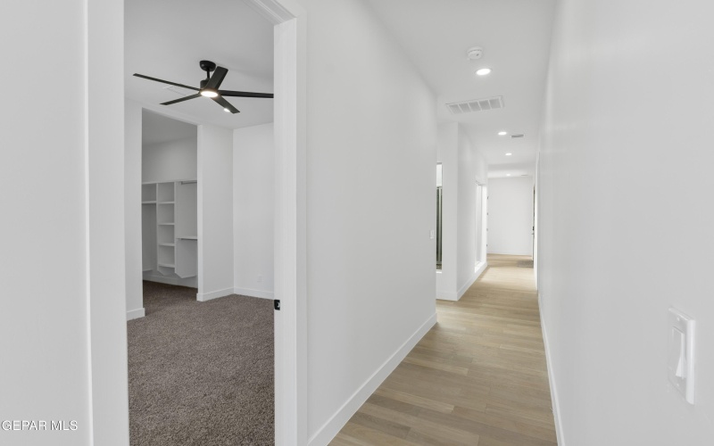 5659 RIO BONITO Circle, El Paso, TX 79932, 5 Habitaciones Habitaciones , ,3 BañosBaños,Residential,En Venta,5659 RIO BONITO Circle,0,934234