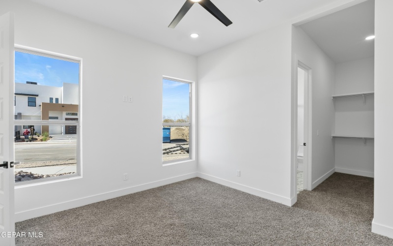 5659 RIO BONITO Circle, El Paso, TX 79932, 5 Habitaciones Habitaciones , ,3 BañosBaños,Residential,En Venta,5659 RIO BONITO Circle,0,934234