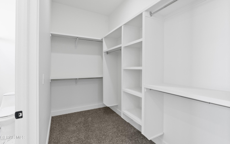 5659 RIO BONITO Circle, El Paso, TX 79932, 5 Habitaciones Habitaciones , ,3 BañosBaños,Residential,En Venta,5659 RIO BONITO Circle,0,934234