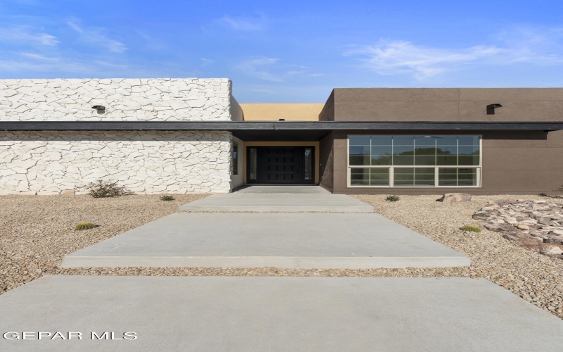 5659 RIO BONITO Circle, El Paso, TX 79932, 5 Habitaciones Habitaciones , ,3 BañosBaños,Residential,En Venta,5659 RIO BONITO Circle,0,934234