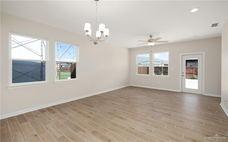 3212 Amarillo Drive, Weslaco, TX 78599, 3 Habitaciones Habitaciones , ,2 BañosBaños,Residential,En Venta,3212 Amarillo Drive,0,486864