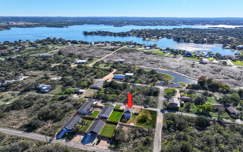 303 Cedarhill, Granite Shoals, TX 78654, 3 Habitaciones Habitaciones , ,2 BañosBaños,Residential,En Venta,303 Cedarhill,0,175818