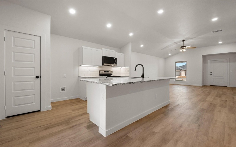 2005 Cottonwood Avenue, Wolfforth, TX 79382, 3 Habitaciones Habitaciones , ,2 BañosBaños,Residential,En Venta,2005 Cottonwood Avenue,0,202563482