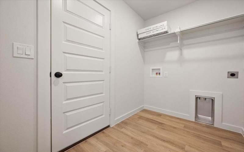 2004 Cottonwood Avenue, Wolfforth, TX 79382, 3 Bedrooms Bedrooms, ,2 BathroomsBathrooms,Residential,For Sale,2004 Cottonwood Avenue,0,202563483