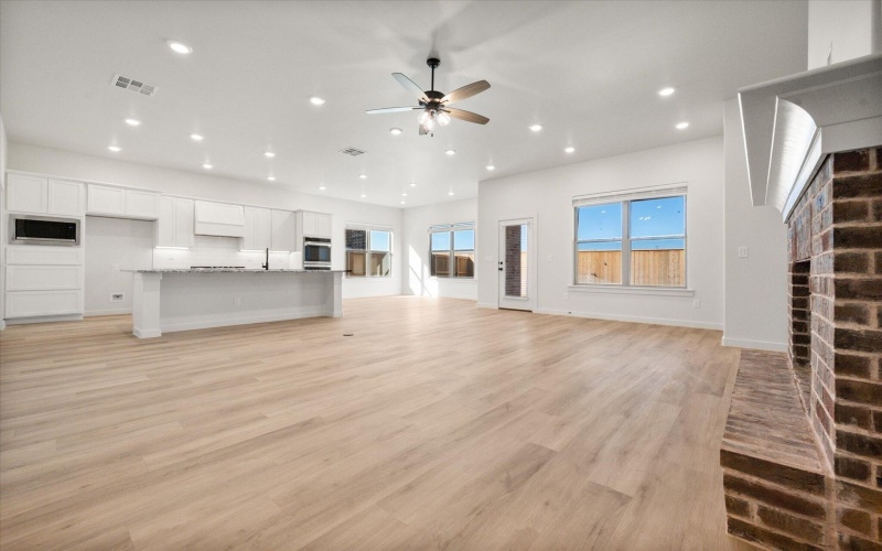 10606 Beaufort Avenue, Lubbock, TX 79424, 4 Habitaciones Habitaciones , ,3 BañosBaños,Residential,En Venta,10606 Beaufort Avenue,0,202563484