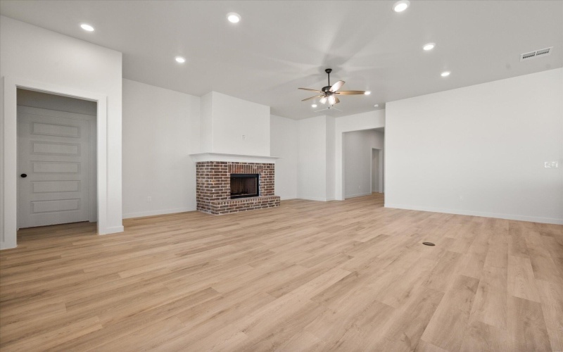 10606 Beaufort Avenue, Lubbock, TX 79424, 4 Habitaciones Habitaciones , ,3 BañosBaños,Residential,En Venta,10606 Beaufort Avenue,0,202563484