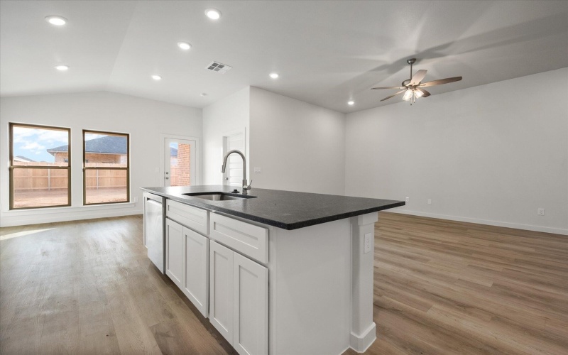 3019 138th Place, Lubbock, TX 79423, 3 Bedrooms Bedrooms, ,2 BathroomsBathrooms,Residential,For Sale,3019 138th Place,0,202563486