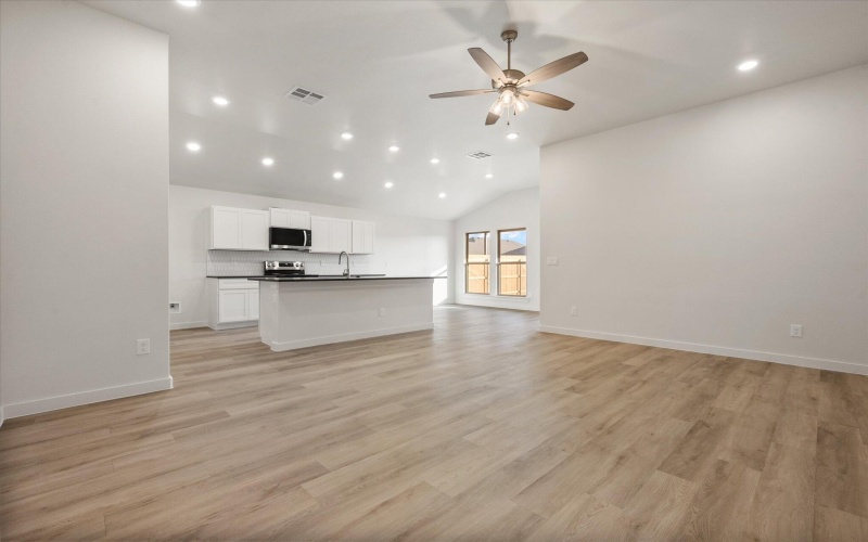 3019 138th Place, Lubbock, TX 79423, 3 Bedrooms Bedrooms, ,2 BathroomsBathrooms,Residential,For Sale,3019 138th Place,0,202563486