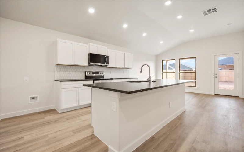 3019 138th Place, Lubbock, TX 79423, 3 Bedrooms Bedrooms, ,2 BathroomsBathrooms,Residential,For Sale,3019 138th Place,0,202563486