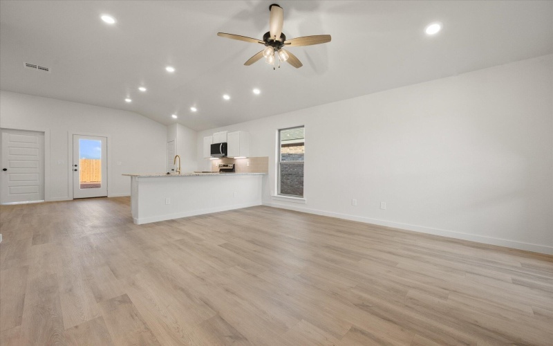 3022 138th Place, Lubbock, TX 79423, 3 Bedrooms Bedrooms, ,2 BathroomsBathrooms,Residential,For Sale,3022 138th Place,0,202563488